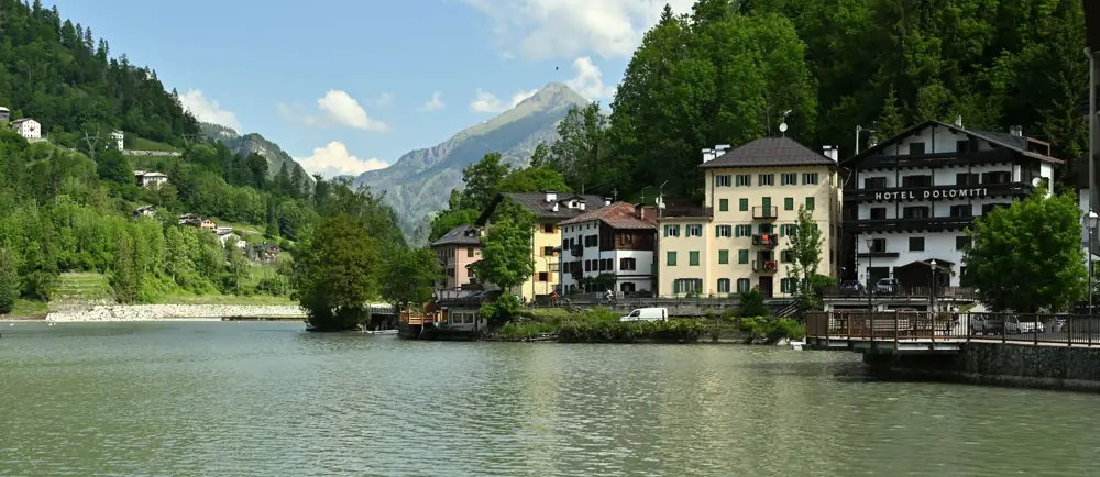 Best Luxury Lake Resorts